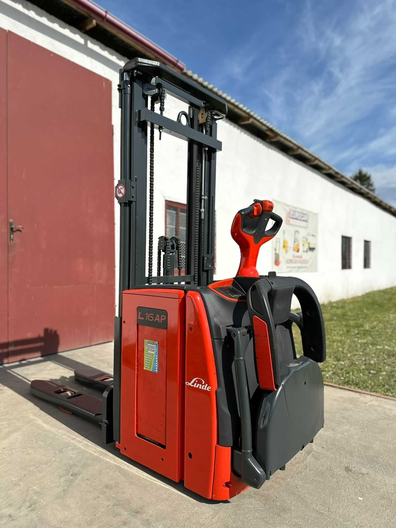 Електричний Штабелер Linde L16АР — Електроштабелери