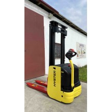 Штабелер навантажувач електричний 1049 HYSTER S1.2  1200kg 318 cm