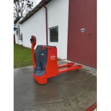 Електровізок LINDE T18