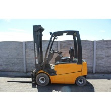 Погрузчик Jungheinrich EFG425k  2009р 2,5т 5.5м-висота підйому