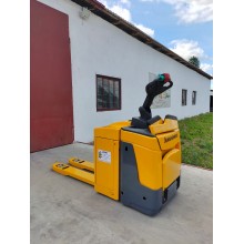 Електровізок  Jungheinrich ERE 225 KLPF 2500kg
